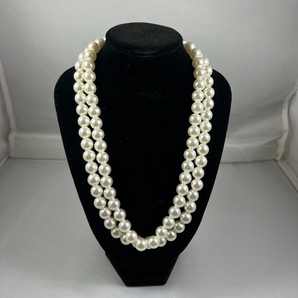 Vintage Double-Strand Faux Pearl Necklace With Gold-Tone Clasp & Large Pearl Acc - Picture 1 of 2